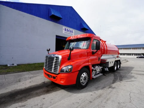 2019 Freightliner Cascadia Vacuum Truck — 4,000 Gal H.O.I. Tank
