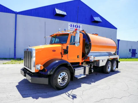 2015 Peterbilt 365 Vacuum Truck — Orange — 4,000 Gal H.O.I. Tank